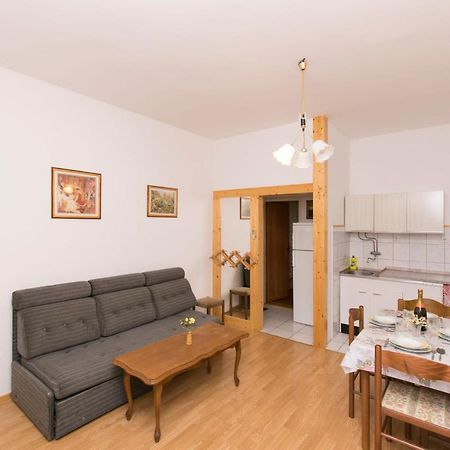 Apartments Amalija Водице Екстер'єр фото