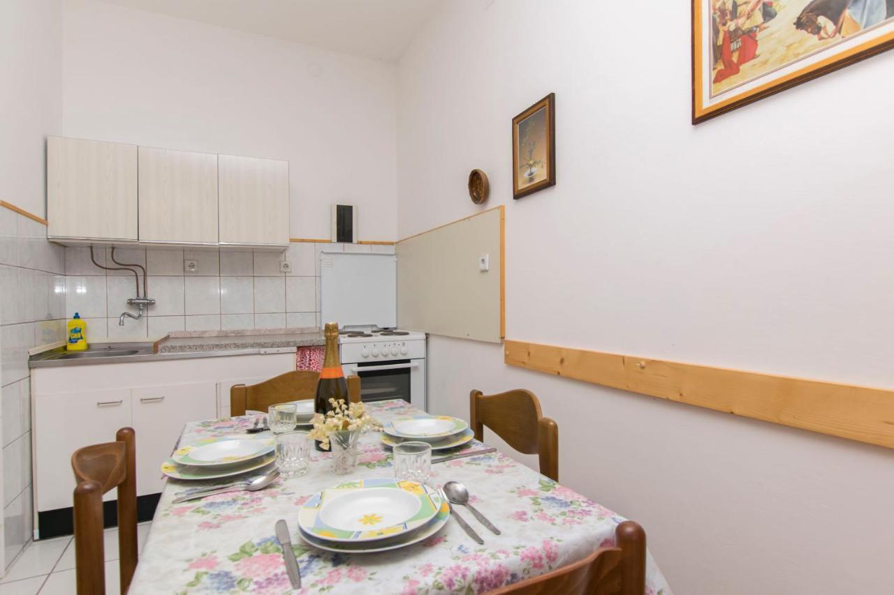 Apartments Amalija Водице Екстер'єр фото