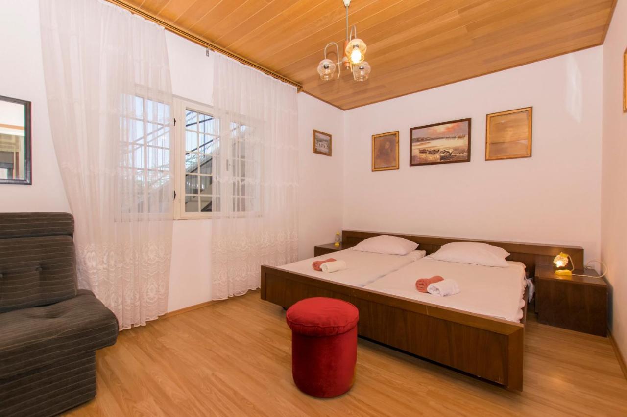 Apartments Amalija Водице Екстер'єр фото