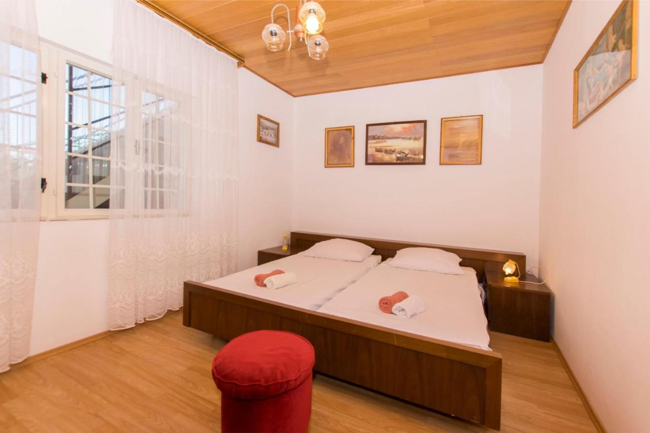 Apartments Amalija Водице Екстер'єр фото